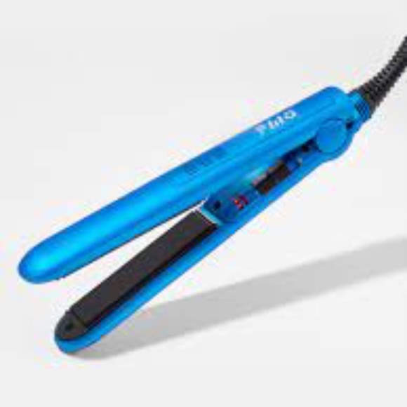 FWD Other - NIB Compact Gym & Travel Ceramic Straightener